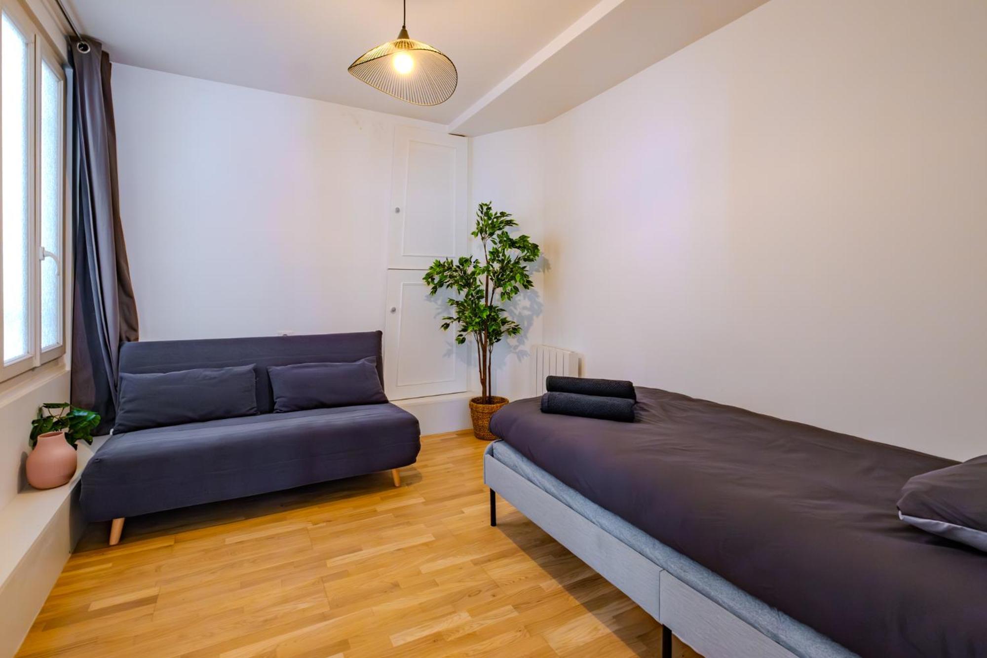 Cosy 6 Guests For Family Parijs